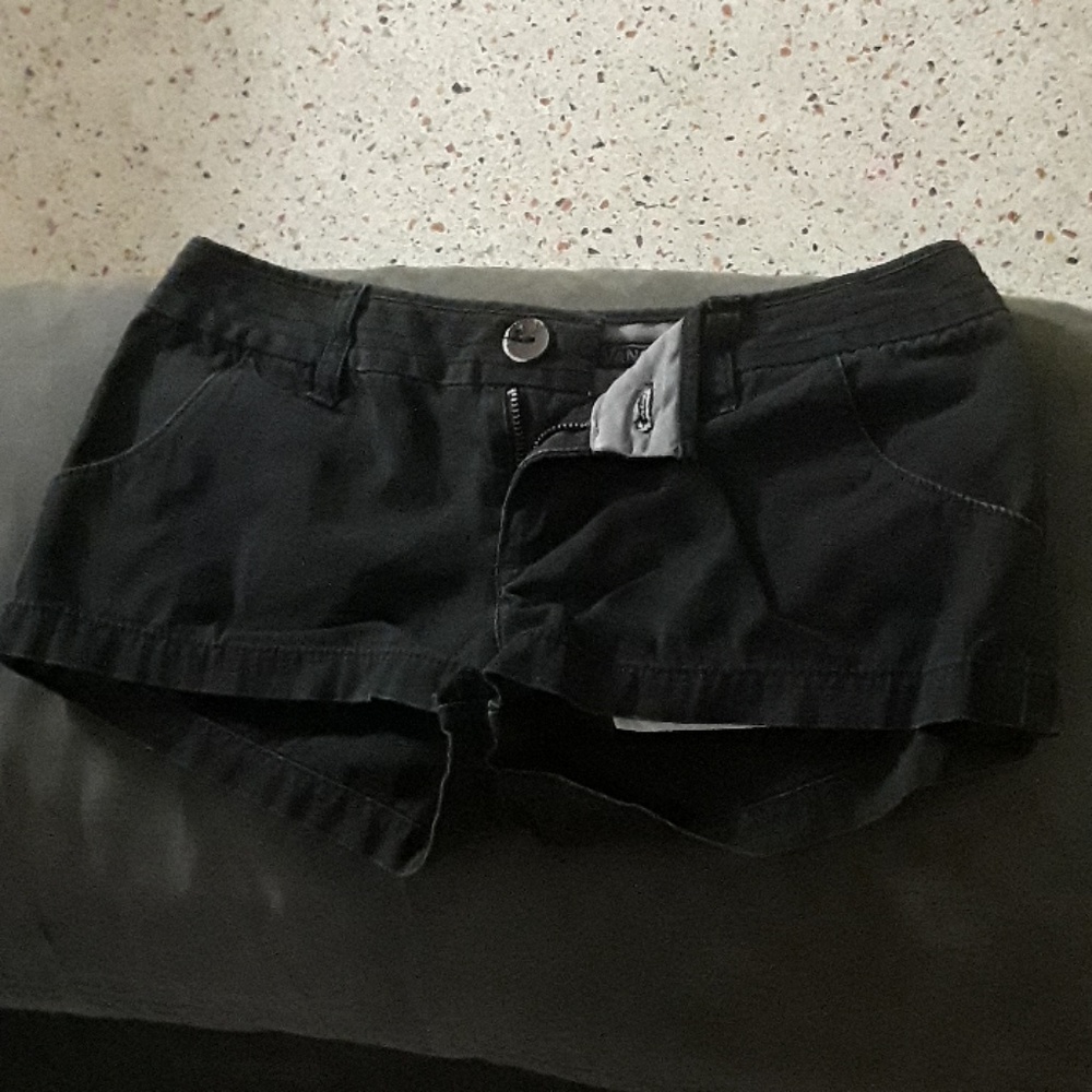 VANS SHORTS